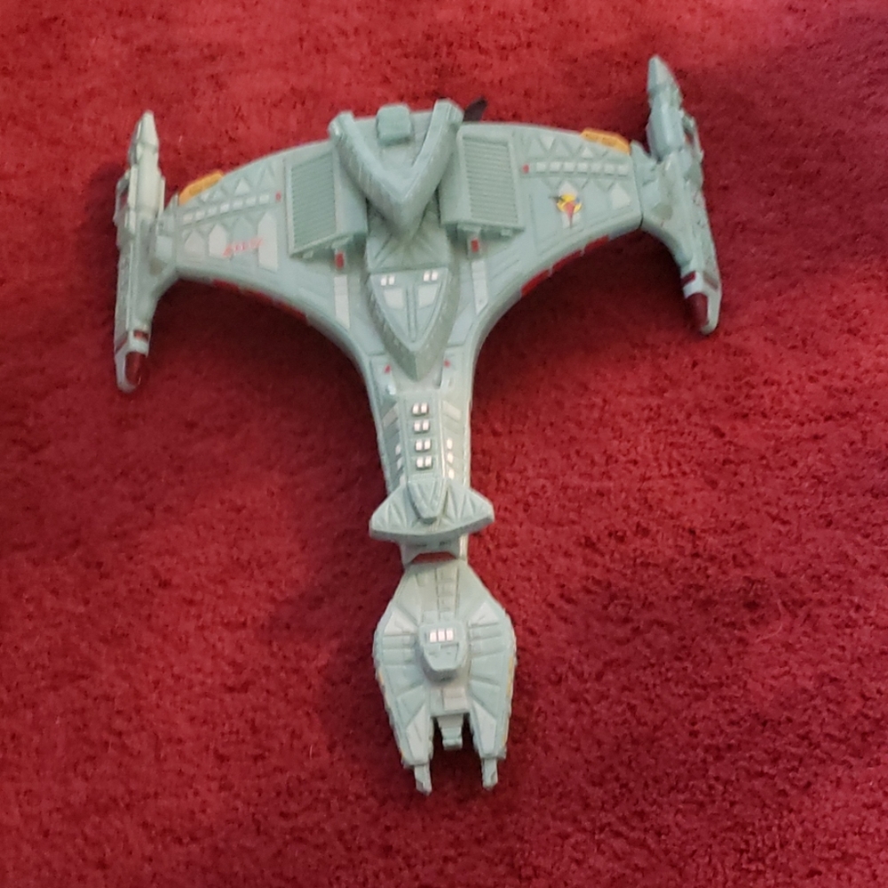 Star Trek ship